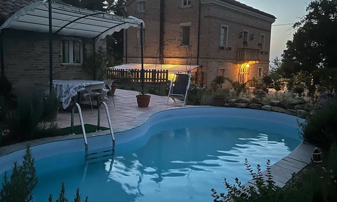 SantʼAngelo in Pontano Villa | Villa Emilia is a Stunning Villa set within a wonderful Landscaped garden