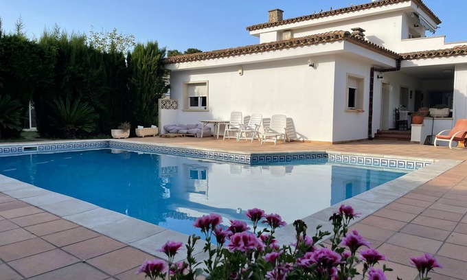 L'Escala Villa | Villa en el Centro de L'escala
