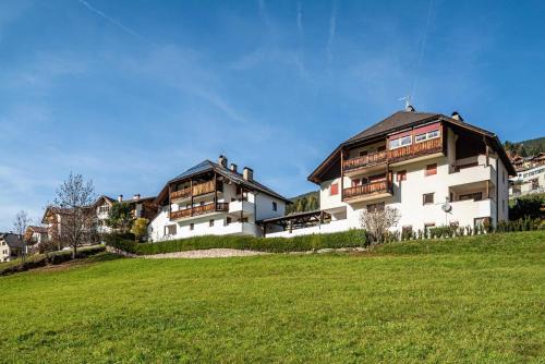 Ortisei Apartment | Villa Erina App C3
