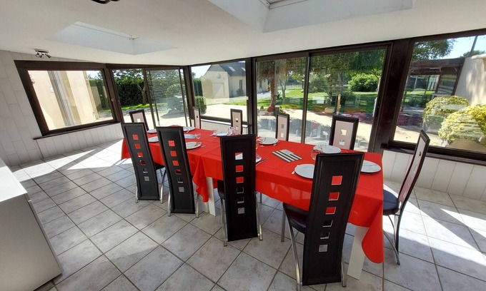 Carentoir House | Villa Excalibur for 10 people, Brocéliande center Brittany.