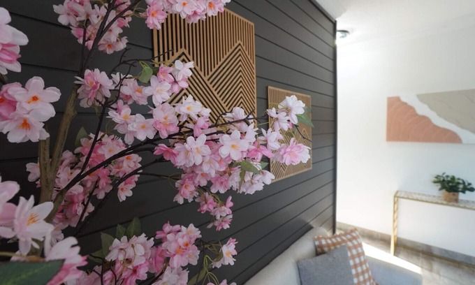 Crescent Beach Villa | Villa Fiorō-Bold Luxury 2BR/River & Coastal Vibe