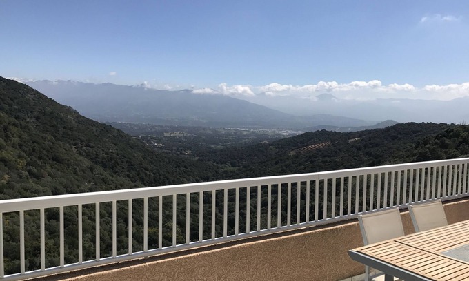 Alata House | Villa for 7 people with swimming pool car rental 🚗 possible 5 or 7 seats