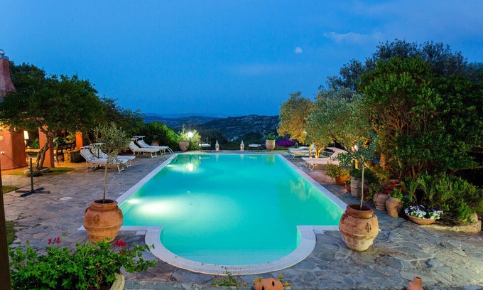 Santa Teresa di Gallura Villa | VILLA FRANCESCA with Private Infinity Pool View over La Maddalena Archipelago