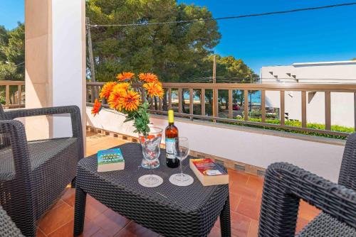 Marina Manresa Villa | Villa Francesca by Sealand Villas