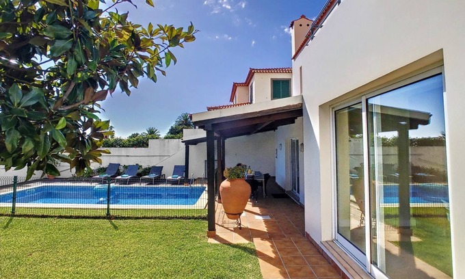 Canico House | Villa Garajau - Four Bedroom House, Sleeps 8