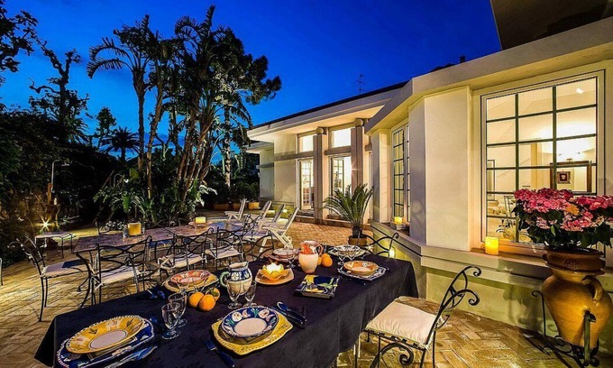 Sorrento City Centre Villa | Villa Glenna: A splendid and luminous two-story villa located in the center of Sorrento, with Free WI-FI.