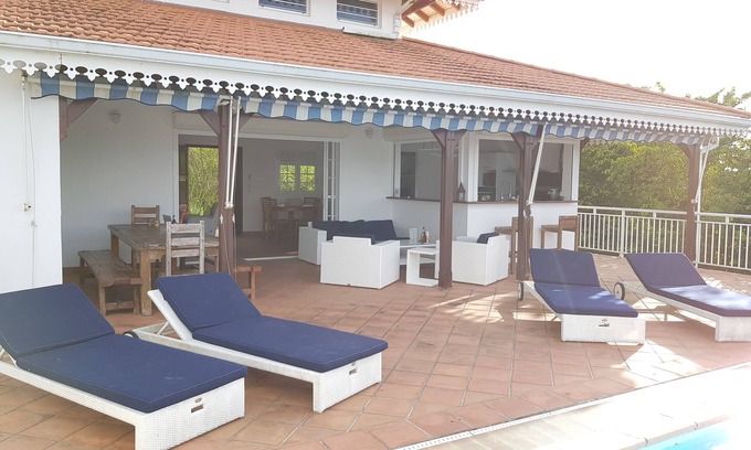 Pointe du Bout Villa | Villa 'Grand Large' by the water with infinity pool in Trois Ilets, Martinique