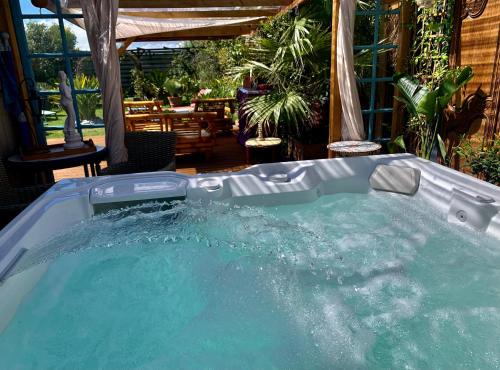 Saint-Marcouf House | Villa Green Oasis