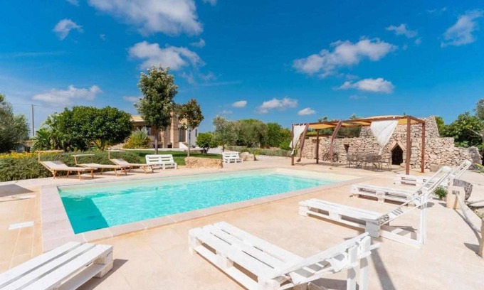 Parabita House | Villa Greta By Vivimy