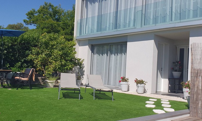 Vallauris Apartment | Villa HARMONY: 2 room ground floor - 40 m2 - Sea view