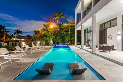 Coral Ridge House | Villa Hayden