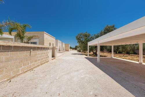 San Pietro in Bevagna Villa | Villa Il Suono del Mare by BarbarHouse