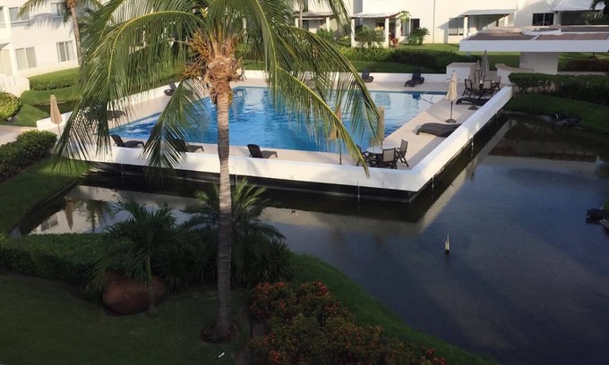 Granjas del Marques Villa | Villa in Condominium with roof garden
