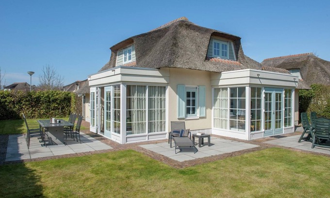 Domburg House | Villa in Domburg near North Sea Beach