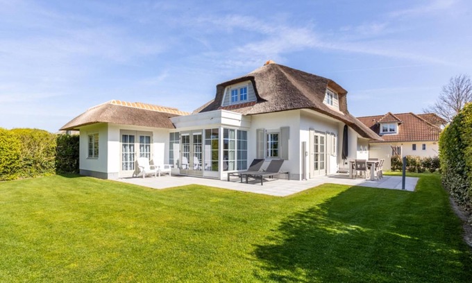 Domburg House | Villa in Domburg near North Sea Beach