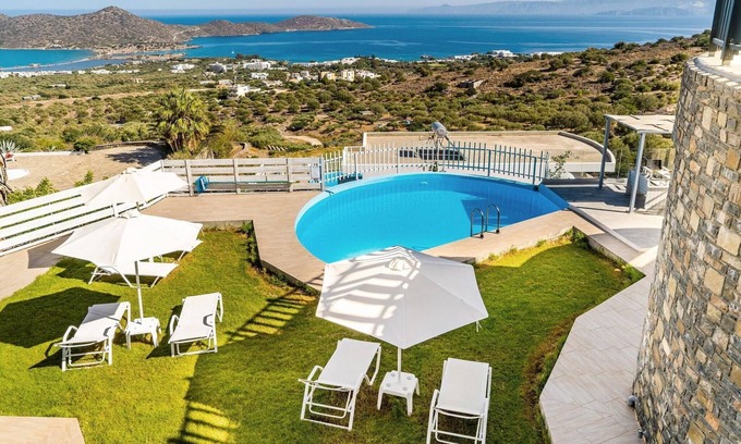 Agios Nikolaos Villa | Villa in Elounda with Ocean Views & Pool