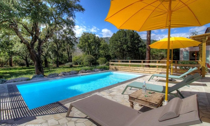 San-Gavino-di-Carbini Villa | Villa in the the maquis, close to the beaches of Cala Rossa & St Cyprien
