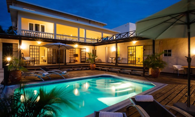 Willemstad Villa | Villa in Gated community near Jan Thiel Beach