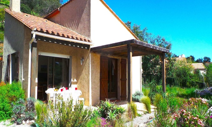 Le Boulou Villa | Villa in Le Boulou with Scenic Hilltop Views