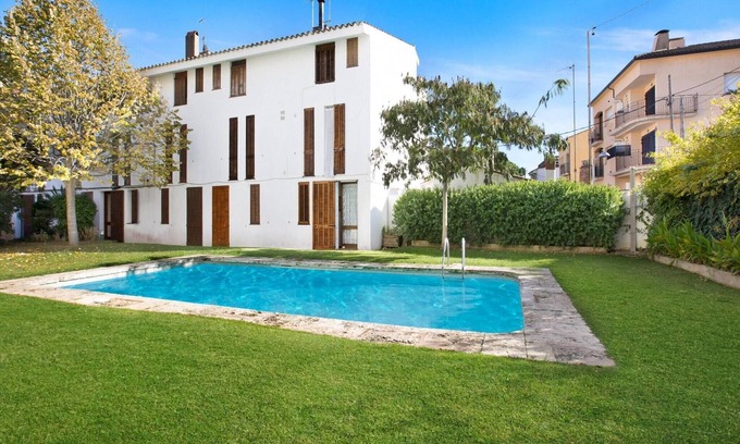 Llafranc Villa | Villa in Llafranc near the Beach & Pool