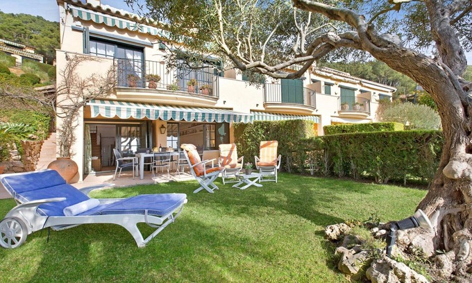 Llafranc Villa | Villa in Llafranc with Sea Views & Pool
