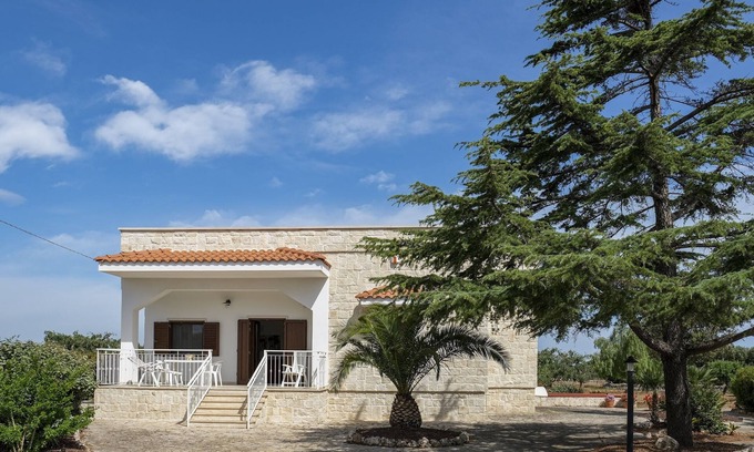 L'Assunta Villa | Villa in Monopoli for 4 guests near the sea.