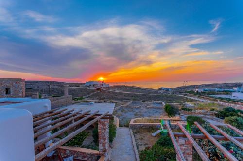 Parikia House | Villa Ioanna for 10 - AllParos Villas