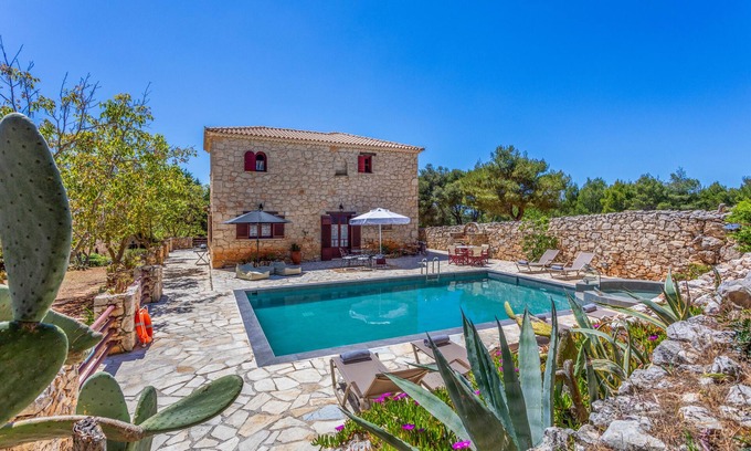 Agia Marina Villa | Villa 'Ira' with Sea View, Wi-Fi and Air Conditioning