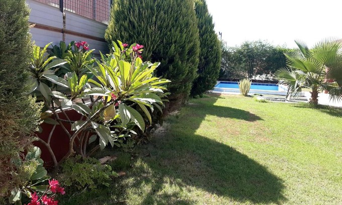 6th of October City Villa | Villa Iskandarani, private swimming pool