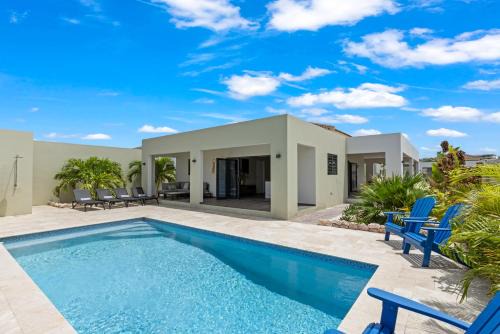 Marie Pampoen Villa | Villa Jasmijn met privezwembad, Mambo Beach