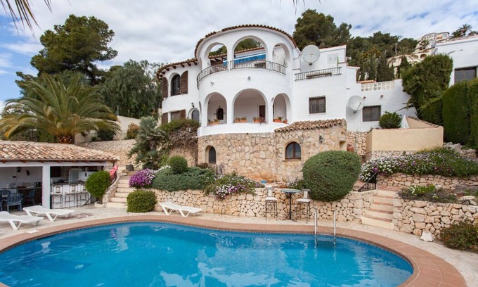 Benissa Coast Apartment | Villa Jasmin Apt. c (sleeps 4, 2 bedrooms)