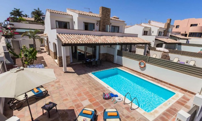 Corralejo Villa | Villa Jenny by Villa Plus