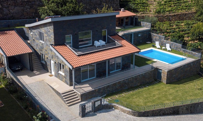 Lamego Villa | Villa Julietan