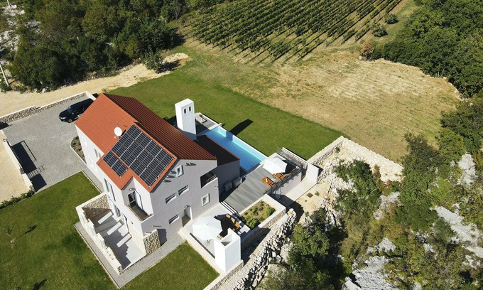 Tucepi Villa | Villa Jure nearby Makarska – Crovillas GmbH