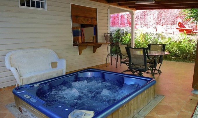 Sainte-Anne Villa | Villa Koukoumanioc Nid Kreyol with pool - St-Anne