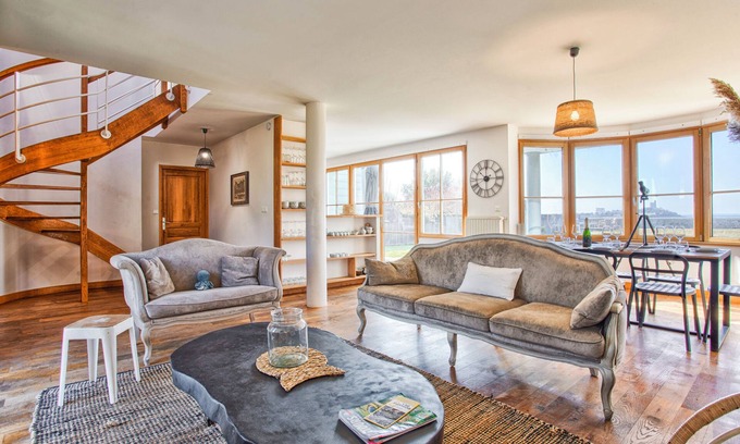 Saint-Vaast-la-Hougue House | Villa "La Ligne Bleue" - sea view and Vauban Tower