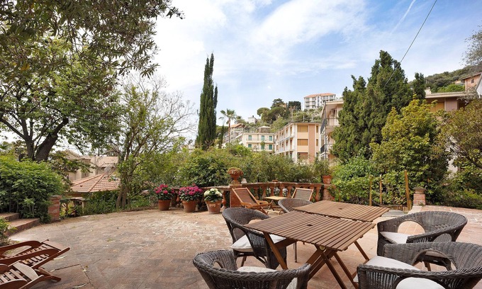 Alassio Villa | Villa 'La Vignetta' with Sea View, Terrace, Garden & Wi-Fi