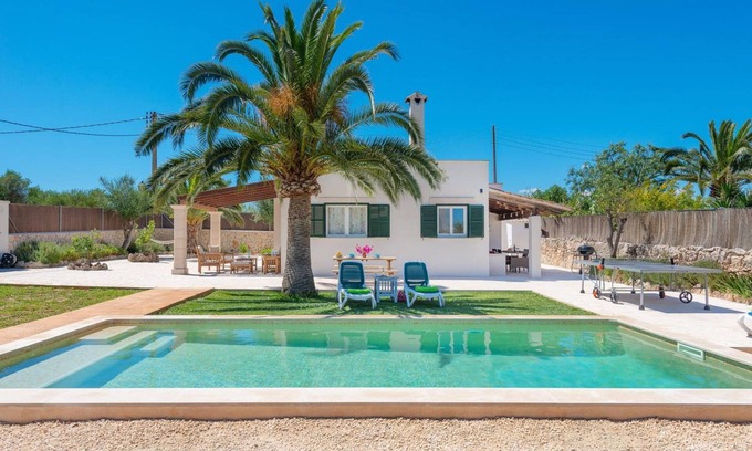 Cala Llombards Villa | Villa 'Las Estrellas Cala Llombards' with Sea View, Wi-Fi and Air Conditioning