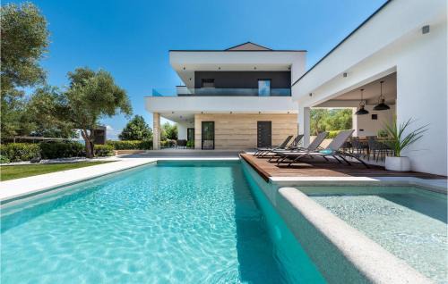 Drenje House | Villa Laurea