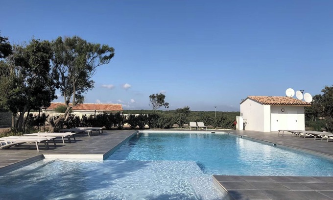 Bonifacio House | Villa Léonie in Residence with swimming pool 1 km from the port of Bonifacio