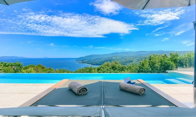 Rabac Villa | Villa Lifestyle - 4 bedrooms, private pool, sauna and jacuzzi