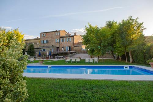 Cortona Villa | Villa Ludovica by Mmega
