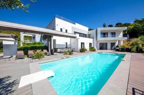 Cavaliere Villa | Villa Luxueuse à Cavalaire-sur-Mer