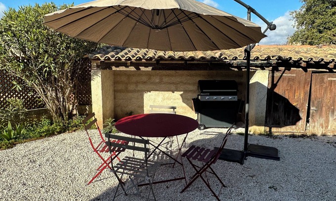 La Londe-les-Maures Villa | Villa Lydie 3 kms from the sea