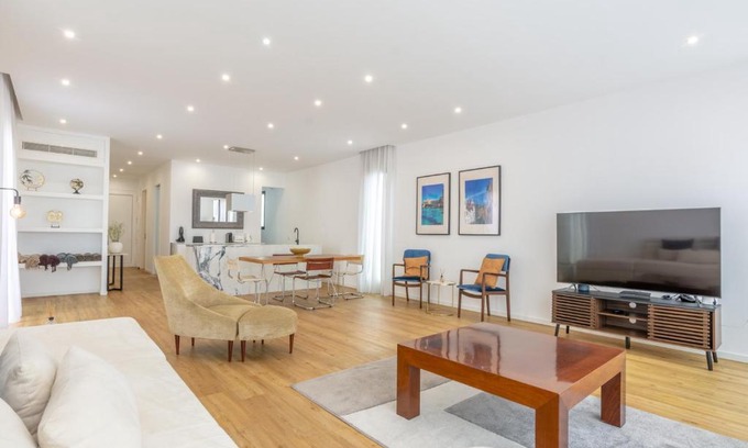 Imaculado Coracao de Maria Villa | Villa Mármore