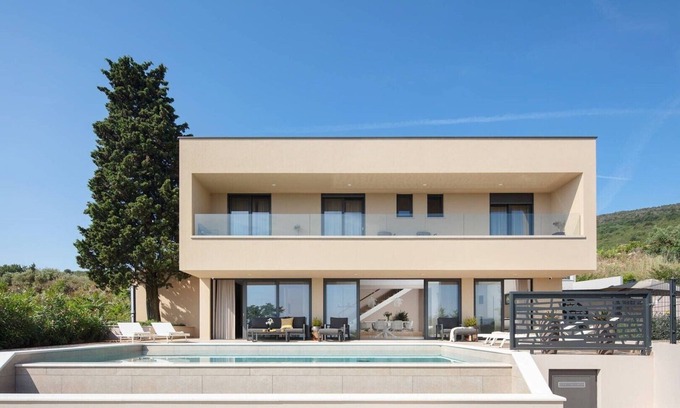 Drenje Villa | Villa Mar Vista - stunnig villa with pool and sea view