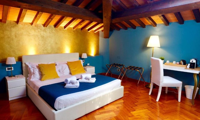 Pisa City Centre Bed & Breakfast | Villa Martina Classic & Luxury Room