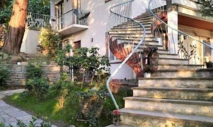 Madonna del Pilone Condo | Villa Mirabella, the woods in the city.