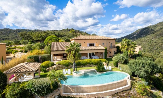 Grimaud Villa | Villa Mirage