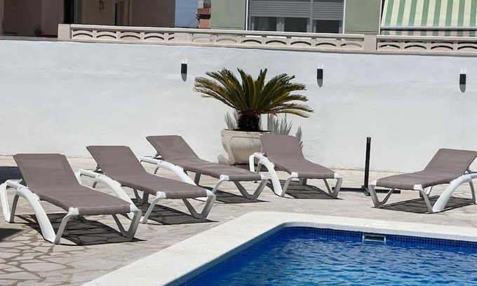 Vinaros Apartment | Villa mit Pool - Strandnah - Platz für Großfamilie